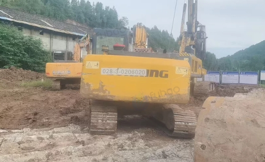 遂宁地区处理龙工150铲车