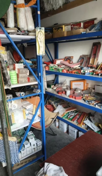 阿坝地区处理小五金店货架