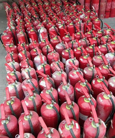 鹤壁地区处理一批已年检干粉灭火器
