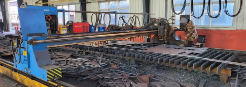 葫芦岛地区处理钢结构制作加工设备型钢组对机，矫正机，数控切割机，数控铣床，数控钻床，台钻，剪板机，折弯机，喷砂机