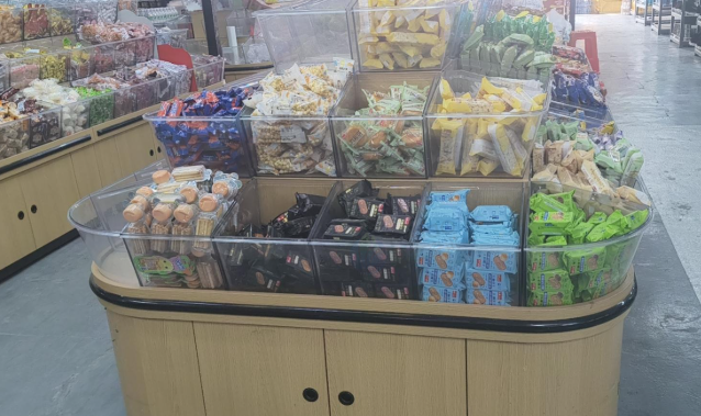 重庆地区超市处理货架、鱼缸、生鲜柜、凉菜柜、散称糖柜等设备