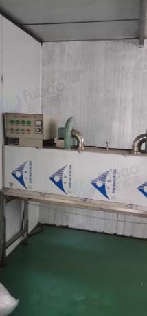 青岛地区处理4头罐装机带洗瓶机 水处理机 烘瓶机 传送带 