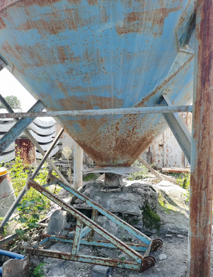 武汉地区处理100吨立式水泥罐