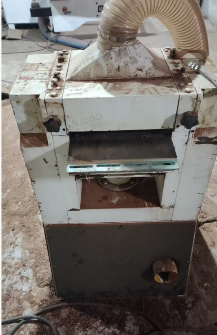 衡阳地区工厂处理推台锯，单面压刨，立铣