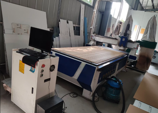 无锡地区工厂处理移门制作整厂设备