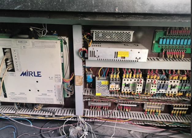 常州地区工厂处理160T伊之密UN160SK注塑机