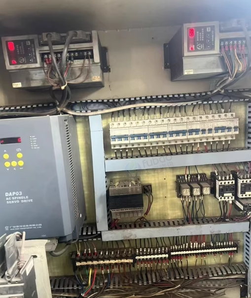 鹰潭地区处理自用ck6150×1500广数系统机床