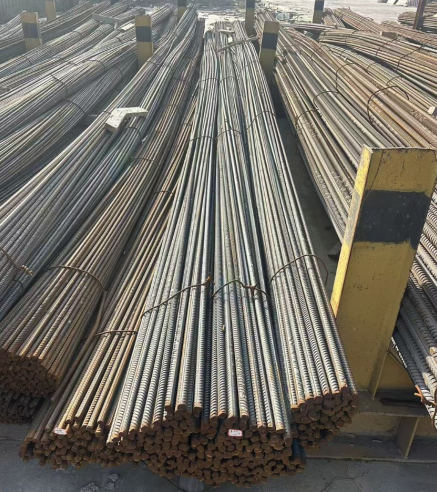 供应：1300吨钢筋条、螺纹钢