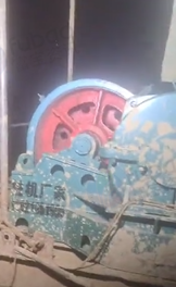 宿州地区工地处理科强打桩机、卷杨机、电缆线、钢丝绳、泥浆泵电机等设备