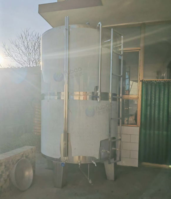 吕梁地区个人闲置处理5吨304不锈钢酒罐