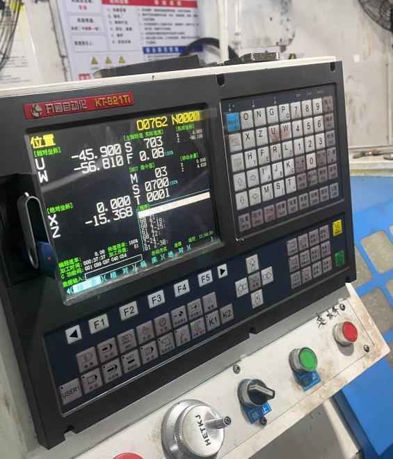 常州地区工厂处理平晨小数控2台