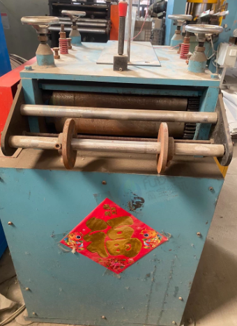 临沂地区处理自用扬锻63气动冲床 300吨兴达液压机 整平机 平板机 伺服送料器