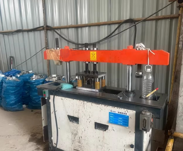 东莞地区个人处理铝合金门窗设备