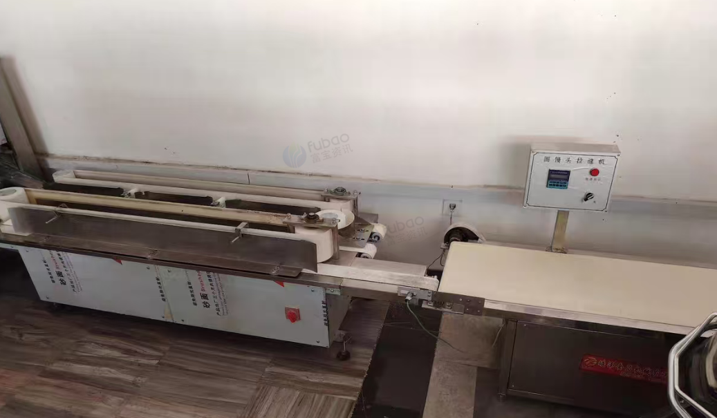 临汾地区处理多功能数控刀切馒头机、和面机、圆馒头搓圆机、醒发箱、商用不锈钢蒸饭柜、皓泽机械出品商用蒸箱、双门豪华工程款蒸饭柜