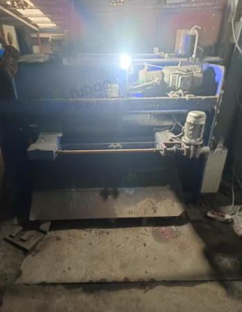 临沂地区处理3吨台励福叉车 液压剪板机