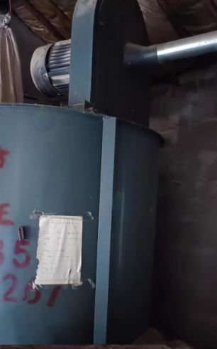 烟台地区处理0.5吨三相电机自吸式饲料搅拌机