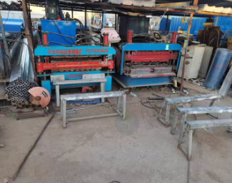 济南地区工厂处理2台彩钢压瓦机