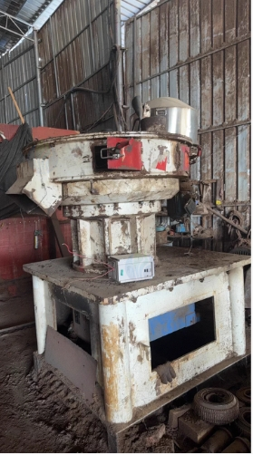 南宁地区处理两台132千瓦630型颗粒机