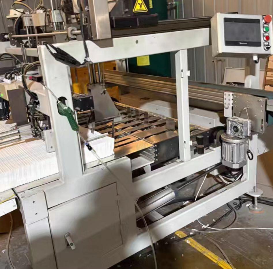 杭州地区工厂处理自动液压架纸机、抓纸机、切纸机等抽纸整套生产线