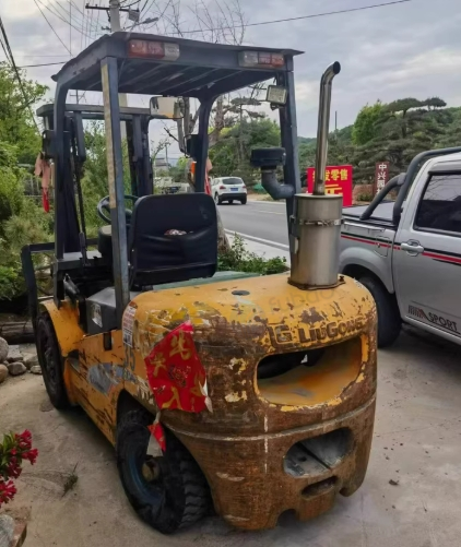 泰安地区处理柳工叉车3.5吨