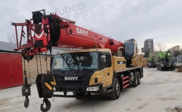 太原地区处理250T汽车吊