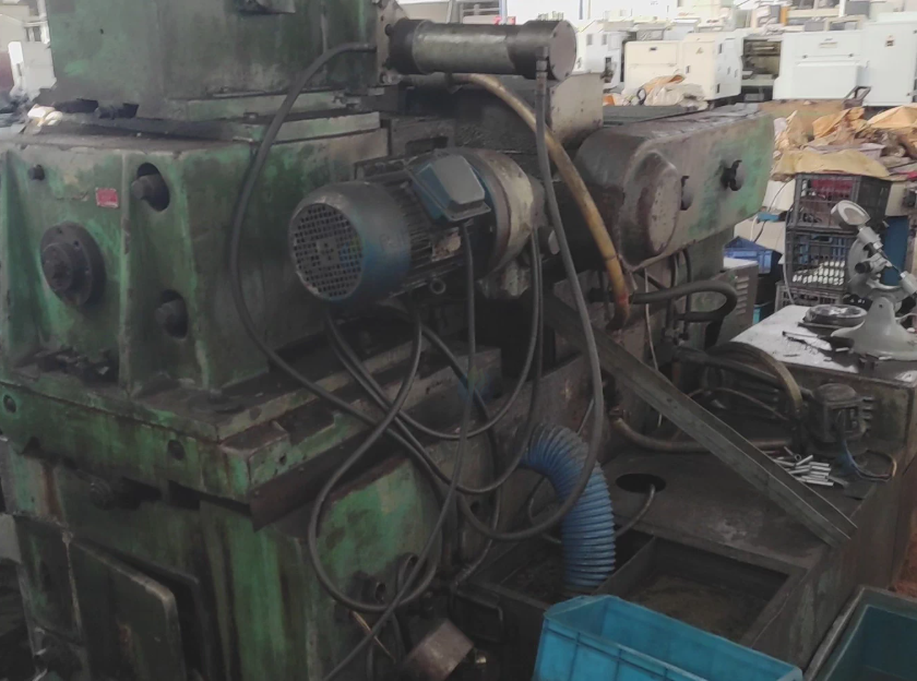 绵阳地区工厂处理1020无心磨床1台、1050无心磨床1台