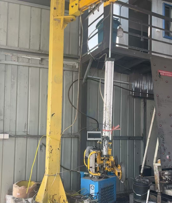 长沙地区处理玻璃清洗夹胶打胶设备、螺杆式压缩机、3湘电大功率空压机、空调扬子鳄1.5等设备