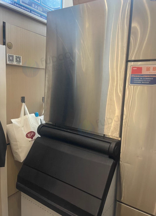 厦门地区处理商用奶茶店制冰机、冰桶、冷藏柜一套