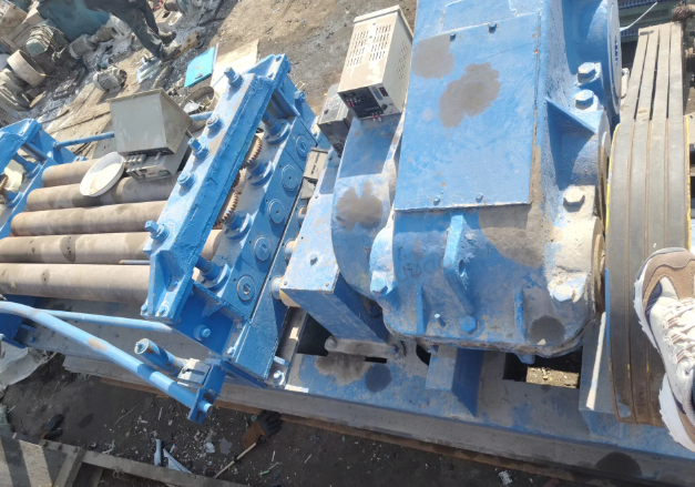 长春地区工厂处理6m卷板机1台、1.65m平板机1台