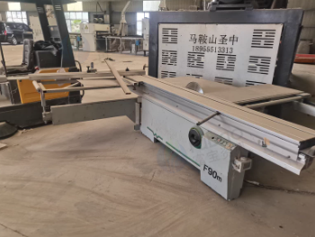 临沂地区工厂处理1300骏泓成龙门锯 1300龙门锯 精密裁板锯 双端齐头锯 双端清边锯 3台1300重型砂光机 2台上砂 1台下砂