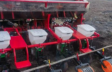 鸡西地区处理玉米大豆播种机​