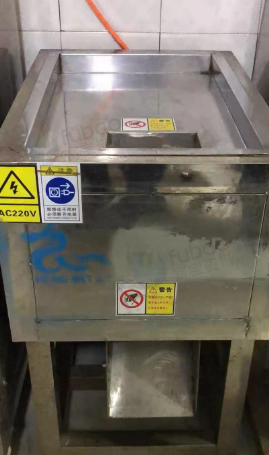 重庆地区处理商用切肉机、冰柜、肉丸成型机、打浆机、绞肉机、灌肠机等