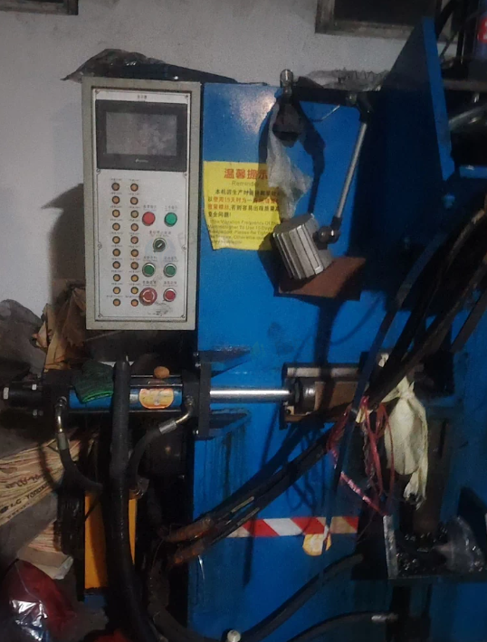 宁波地区处理蓝色液压机