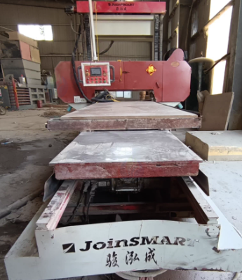 临沂地区工厂处理1300骏泓成龙门锯 1300龙门锯 精密裁板锯 双端齐头锯 双端清边锯 3台1300重型砂光机 2台上砂 1台下砂