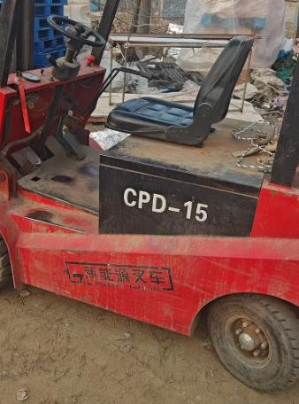 临沂地区个人处理1.5吨电动叉车