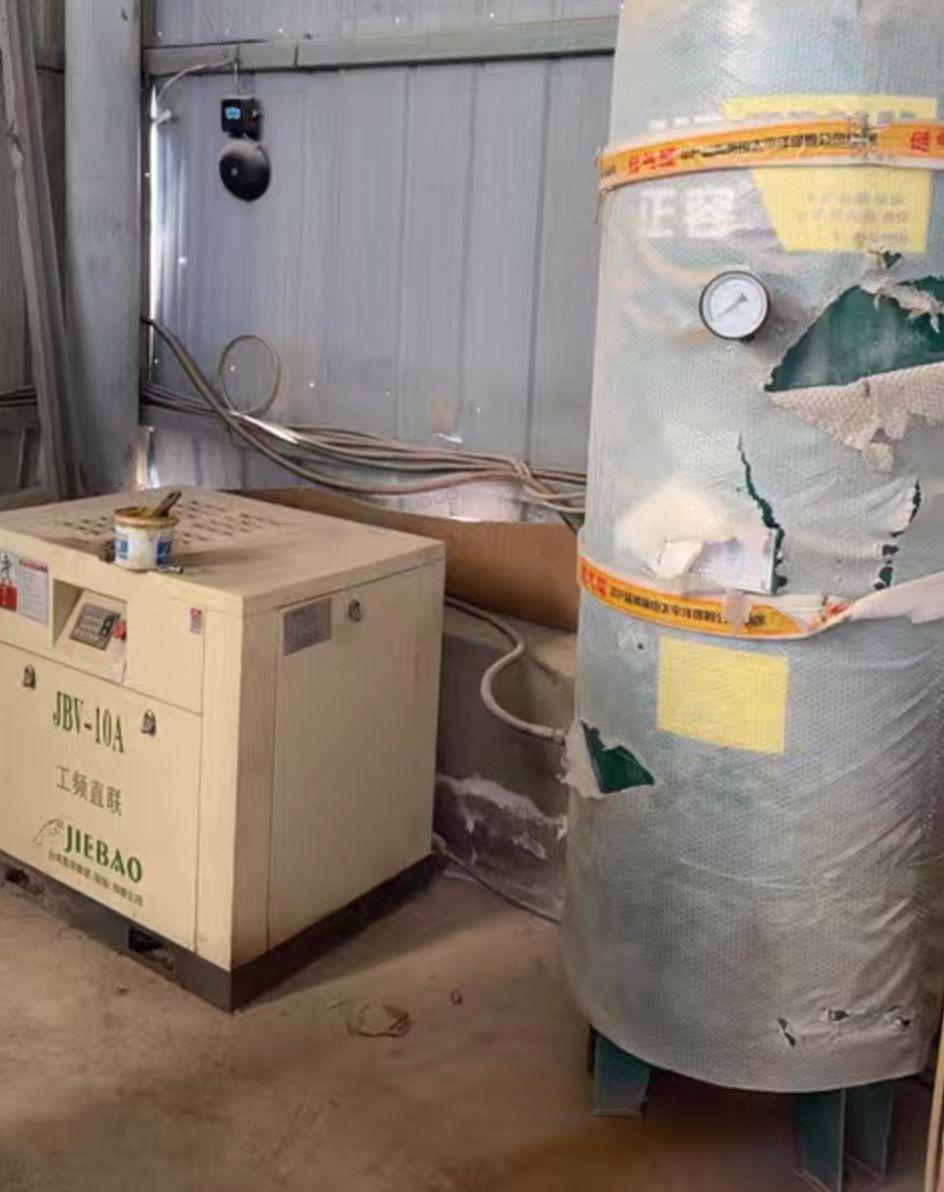 南阳地区工厂处理环保除尘机、水刀切割机、倒角机、空压机、桥切机等石材加工设备