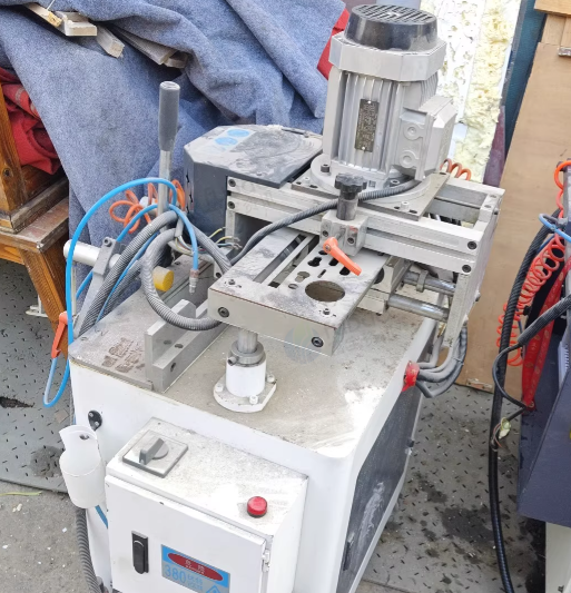 南京地区工厂处理门窗制作全套设备