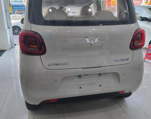 九江地区处理25年四门五菱mini