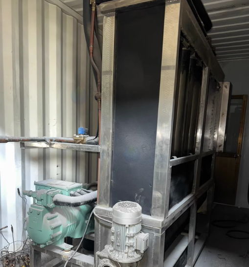 南通地区工厂处理5T壳管式制冰机1台、工业冷凝器1台