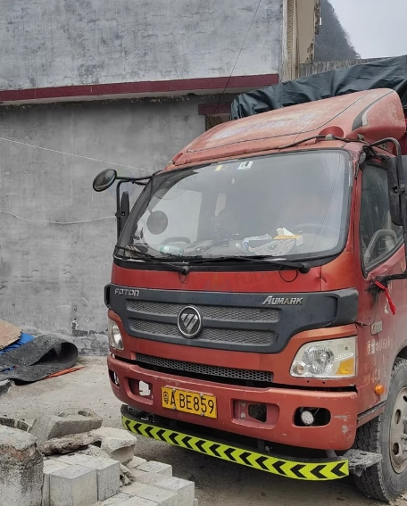 黔南地区处理五米二高栏货车康明斯发动机