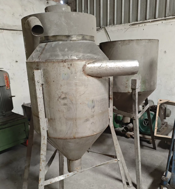 东莞地区工厂处理pvc新料造粒机全套设备