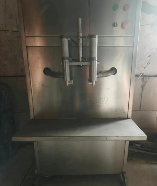 绵阳地区处理闲置RO反渗透净水机3台、半自动定量立式双头灌装机等