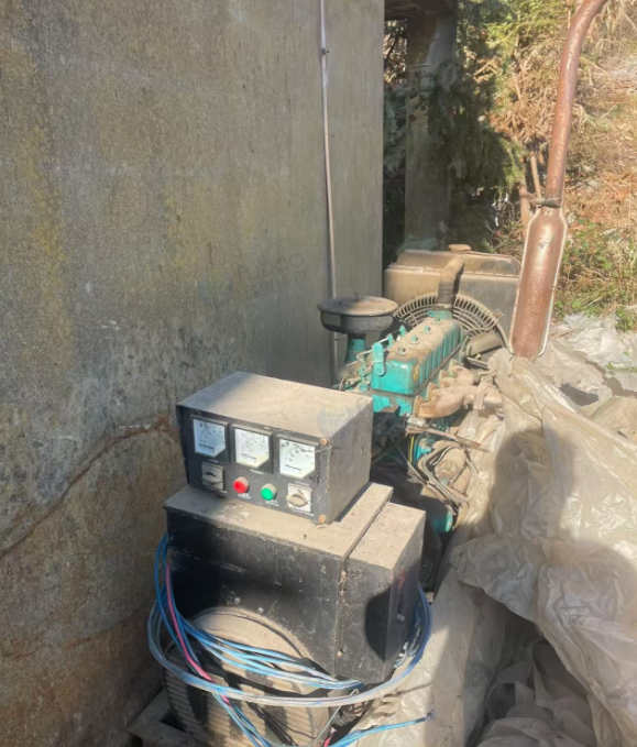 张家界地区个人闲置处理30KW柴油三相发电机