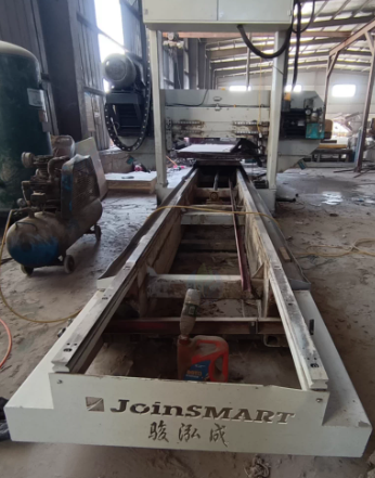 临沂地区工厂处理1300骏泓成龙门锯 1300龙门锯 精密裁板锯 双端齐头锯 双端清边锯 3台1300重型砂光机 2台上砂 1台下砂