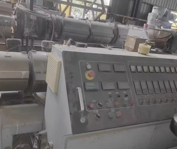 遂宁地区处理2台500高混、1台9.5成型机