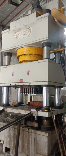 东莞地区个人处理800T液压机、自动上料机、真空压缩机