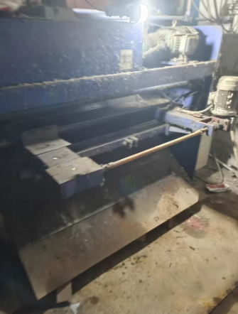 临沂地区处理3吨台励福叉车 液压剪板机