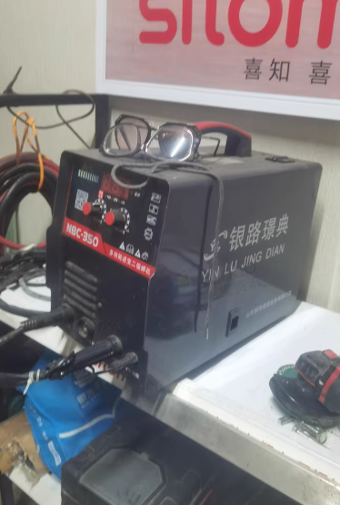 蚌埠地区处理电焊氩弧焊机、全线仪、欧母仪、电工木工工具