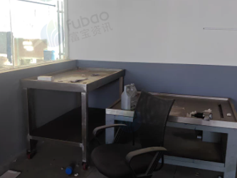 拉萨地区处理龙门举升机 洗车机 工位桌 货架 拆胎机 空压机 大梁校正仪 四轮定位仪 储气罐 工具车等汽修厂整体设备