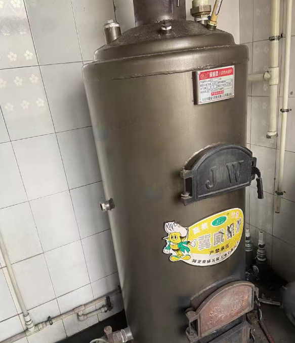 忻州地区个人闲置处理冀威牌小型热水锅炉
